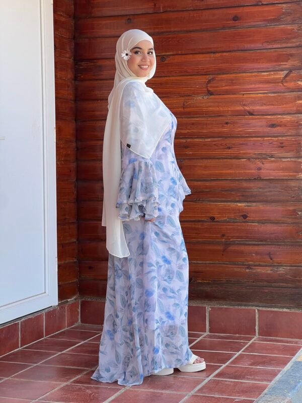 2026/05/1000022885-scaled.jpg robe floura bleu